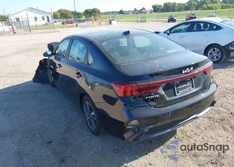 2024 Kia Forte Lxs из США, поврежденный, VIN 3KPF24AD5RE800679